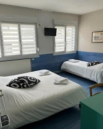 Hote De La Plage Dunkirk Bagian luar foto