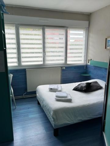 Hote De La Plage Dunkirk Bagian luar foto