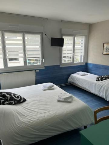 Hote De La Plage Dunkirk Bagian luar foto